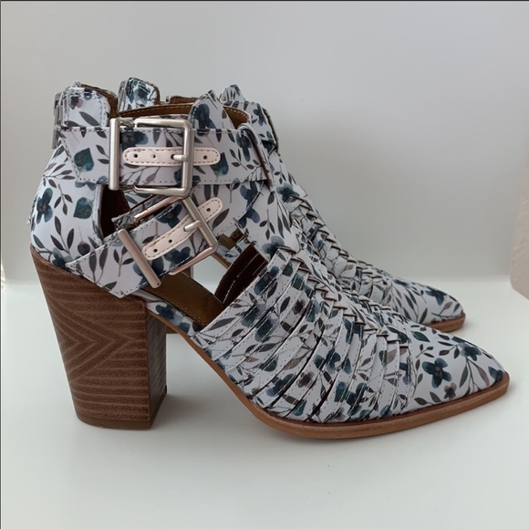 Gianni Bini Boots New without Box - Picture 3 of 7